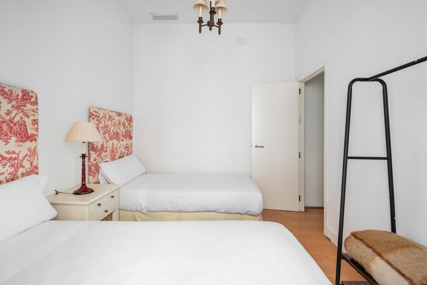 Komodo Sierpes: Bright & Classy Central Apartment Seville Exterior photo