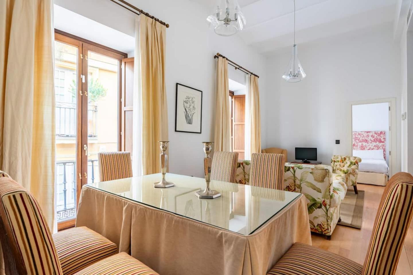 Komodo Sierpes: Bright & Classy Central Apartment Seville Exterior photo