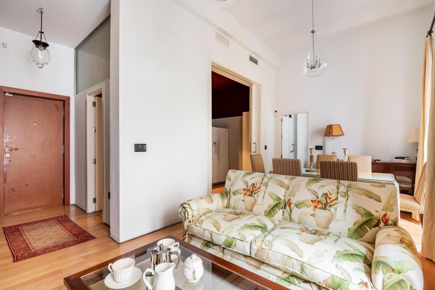 Komodo Sierpes: Bright & Classy Central Apartment Seville Exterior photo