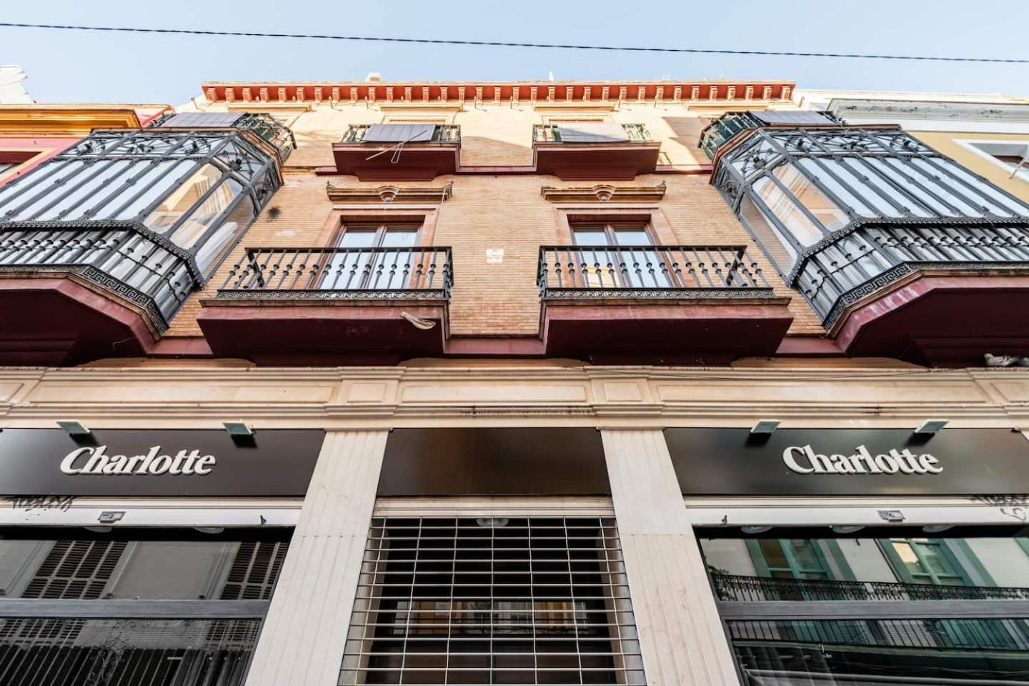 Komodo Sierpes: Bright & Classy Central Apartment Seville Exterior photo