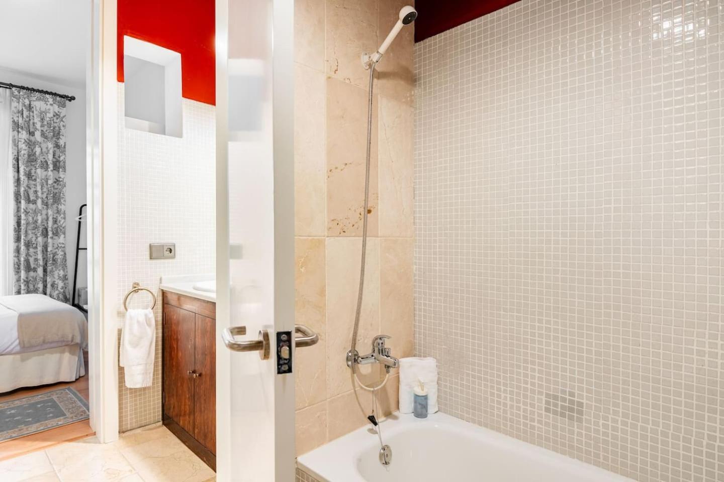 Komodo Sierpes: Bright & Classy Central Apartment Seville Exterior photo